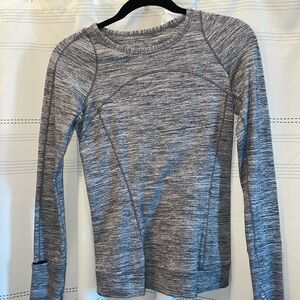 Long sleeve lululemon shirt